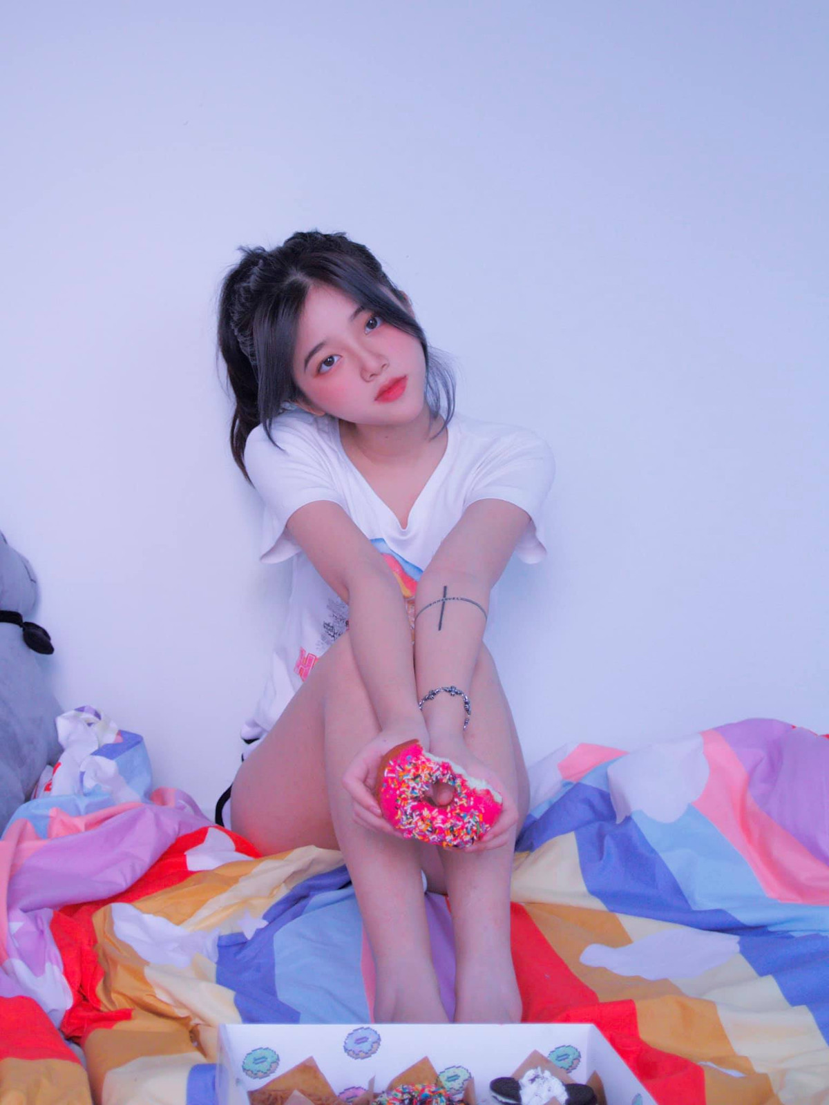 Ngoài gương mặt xinh đẹp, body nuột nà của Khánh Ly cũng khiến nhiều người trầm trồ.