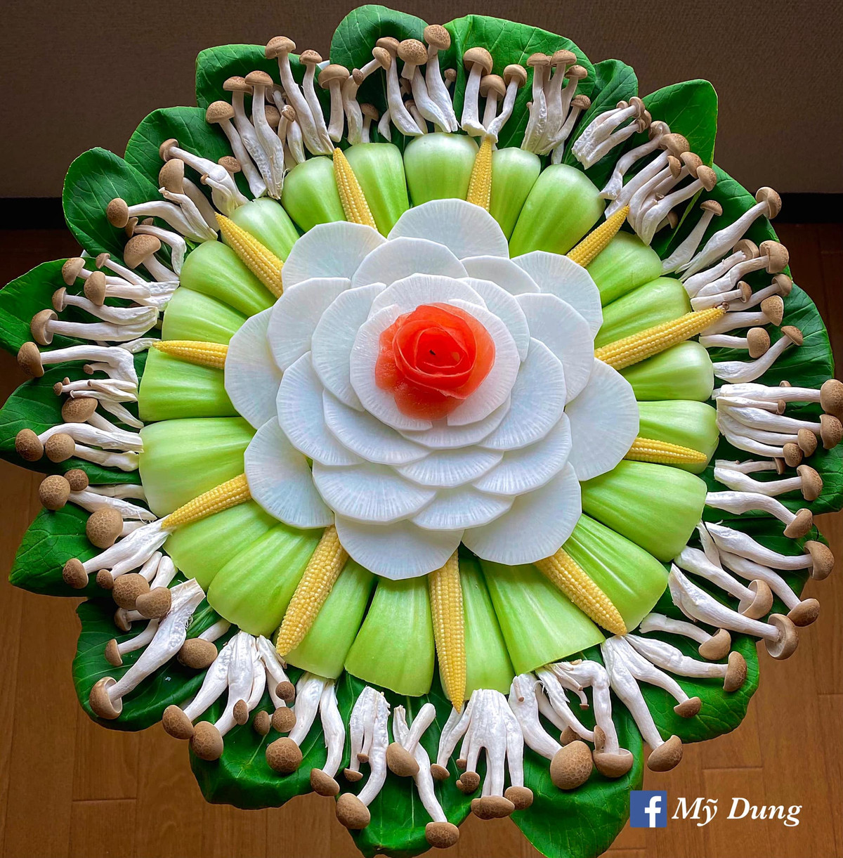 Những bữa cơm gia đình thân thuộc của người Việt Nam được chị Dung tự tay nấu nướng, chuẩn bị và không quên trình bày nó sao cho đẹp nhất.