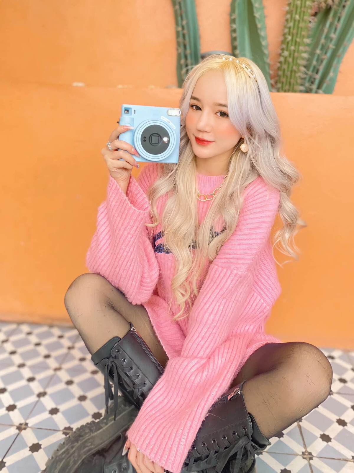 Được biết, sở thích của nữ streamer là nghe nhạc, đọc truyện và đi du lịch.