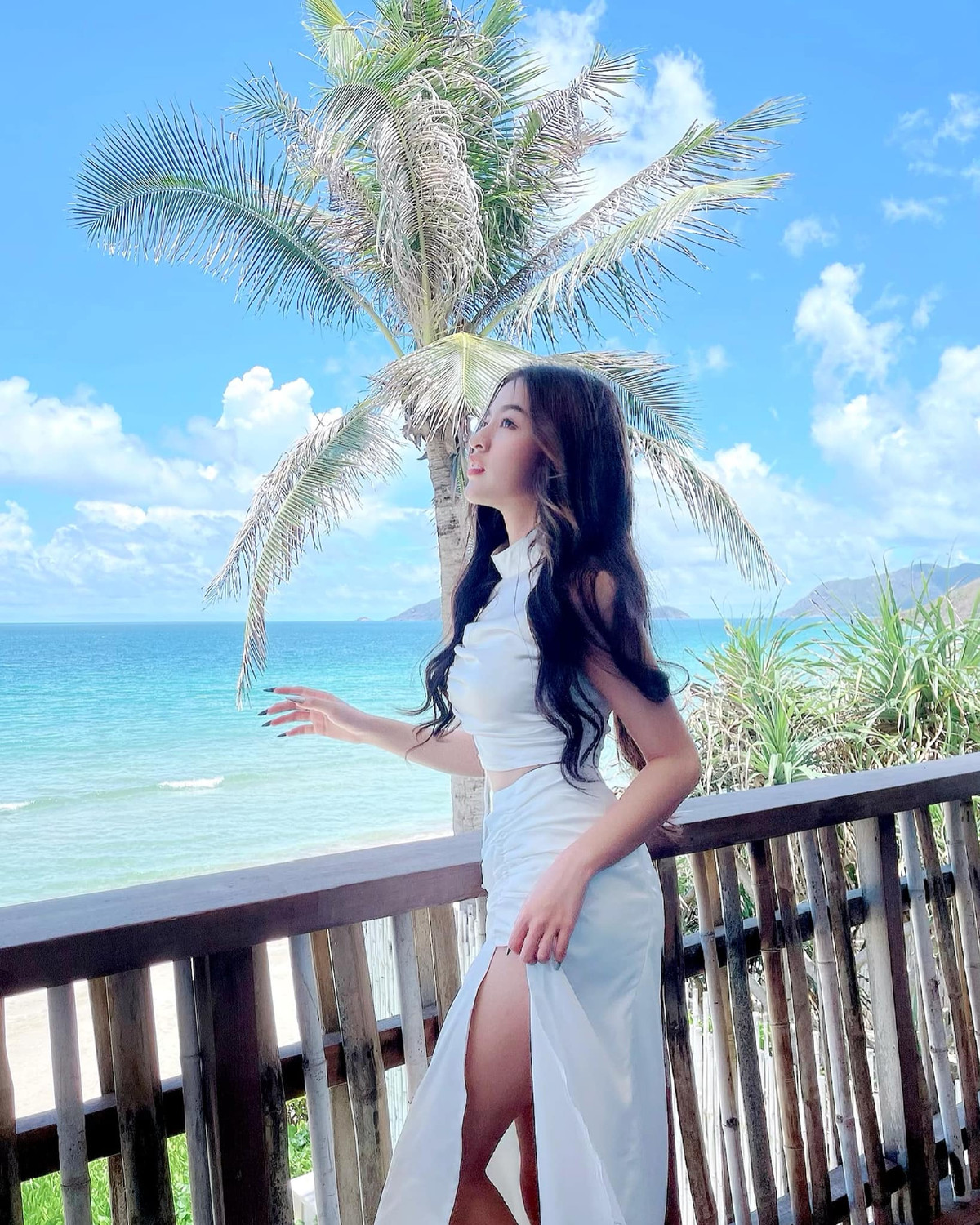 Ở tuổi 21, Thanh Tâm sở hữu nhan sắc xinh đẹp, cuốn hút và tươi trẻ.