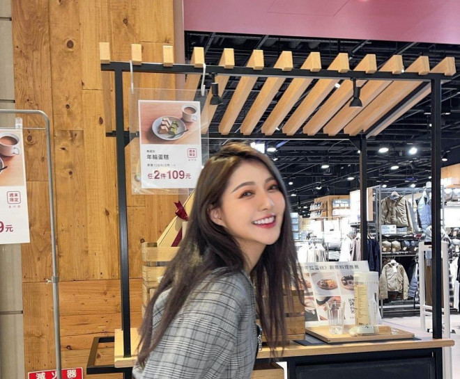 Những video của An An thường chia sẻ mẹo trang điểm cho các chị em, nhờ vào nội dung hữu ích, lối trò chuyện thú vị và đa dạng trong phong cách nên kênh Youtube của cô nhanh chóng thu về lượng người theo dõi tăng vùn vụt.