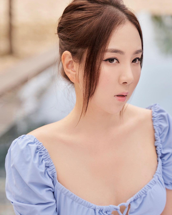 Để có được thân hình cân đối và thon gọn, Mai Ngọc thường xuyên dành thời gian để tập luyện chăm sóc bản thân.