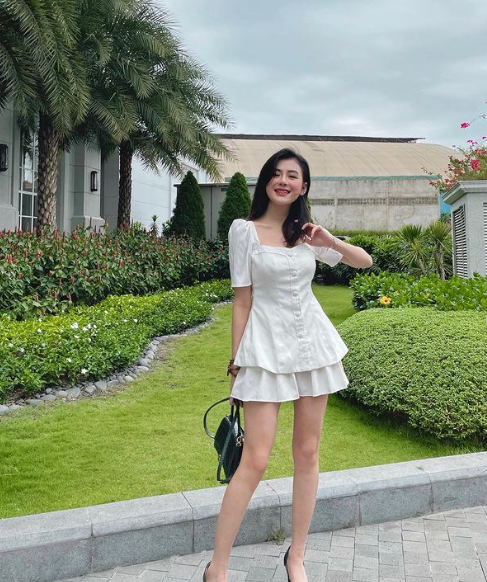 Thảo Uyên từng dính tin đồn hẹn hò cùng nam cầu thủ Hà Nội FC - Mạch Ngọc Hà.