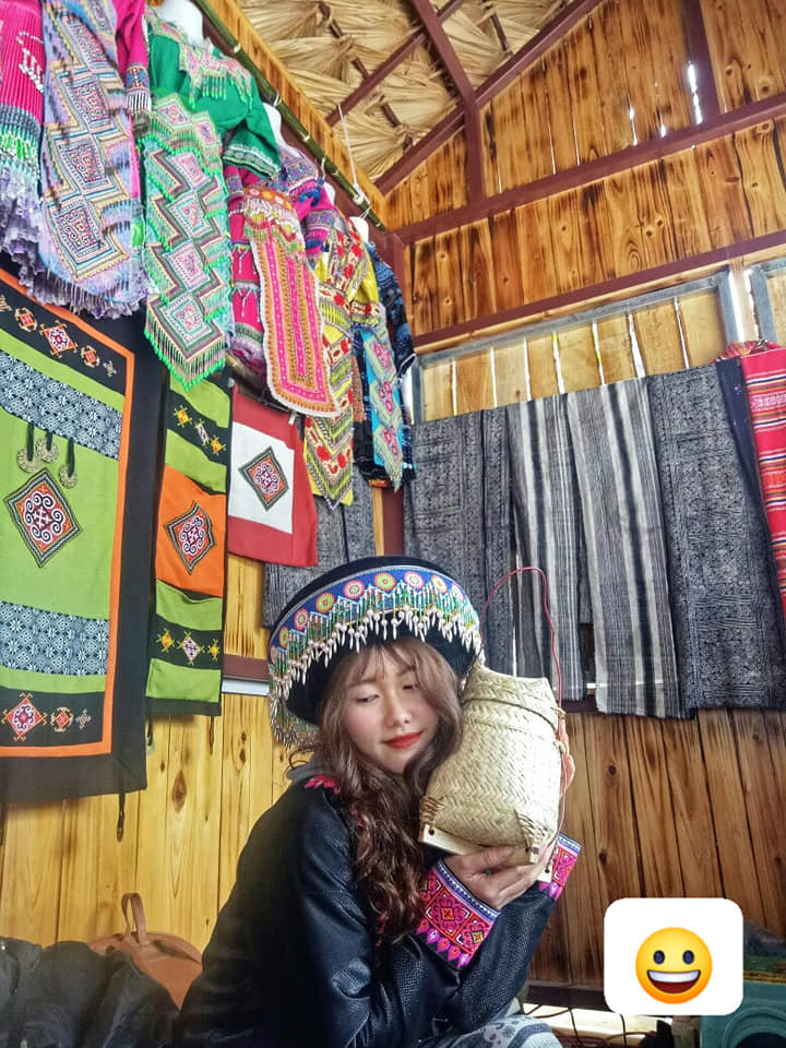 Bo pho ve que, hot girl dan toc H'Mong quang ba du lich que nha-Hinh-2