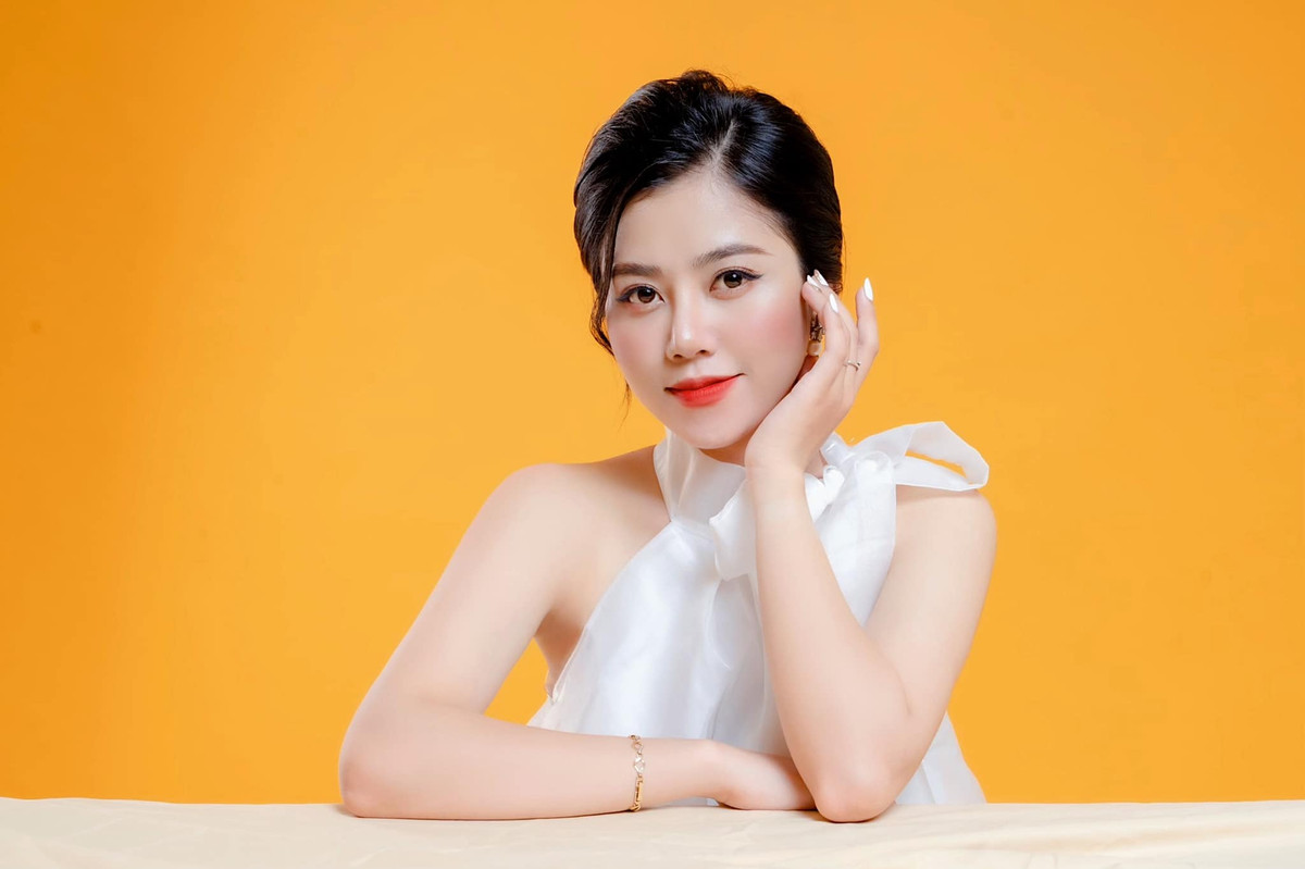 Nhờ sở hữu gương mặt xinh xắn cùng lối dẫn linh hoạt, hiện trang cá nhân của cô gái trẻ có rất nhiều người theo dõi.