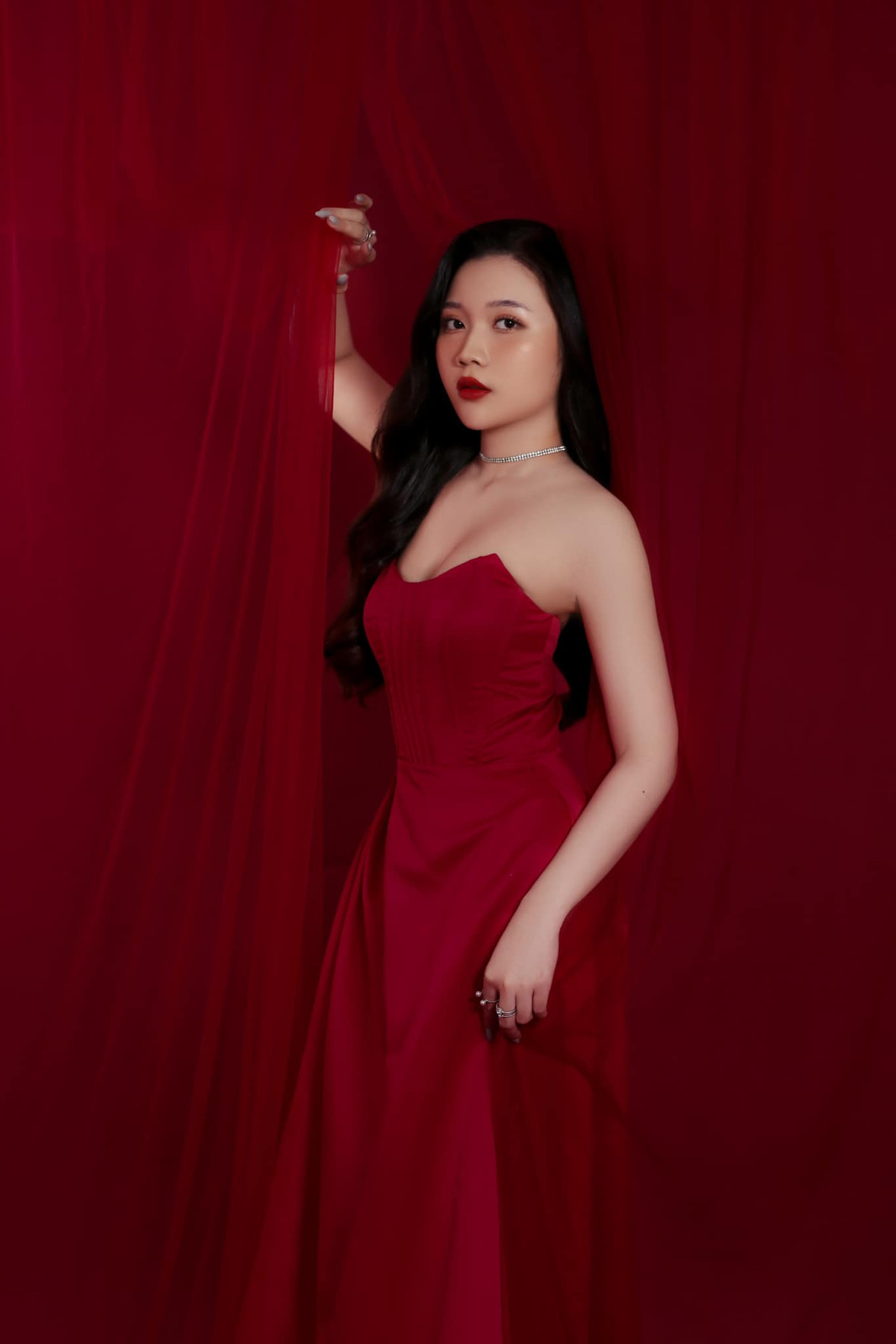 Trên trang cá nhân, Thanh Vy ít chia sẻ về chuyện cá nhân cũng như hình ảnh của mình, cô chủ yếu đăng tải nhiều về công việc.