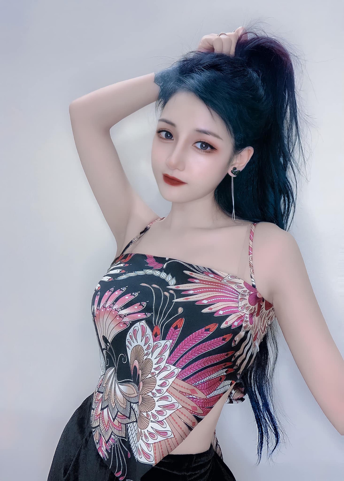 Là một hot girl khá nổi bật của Sài thành, Kiều Trang luôn hút sự chú ý và theo dõi. Hiện tại, cô bạn xinh đẹp này có trên 200.000 lượt theo dõi trên trang cá nhân Facebook.