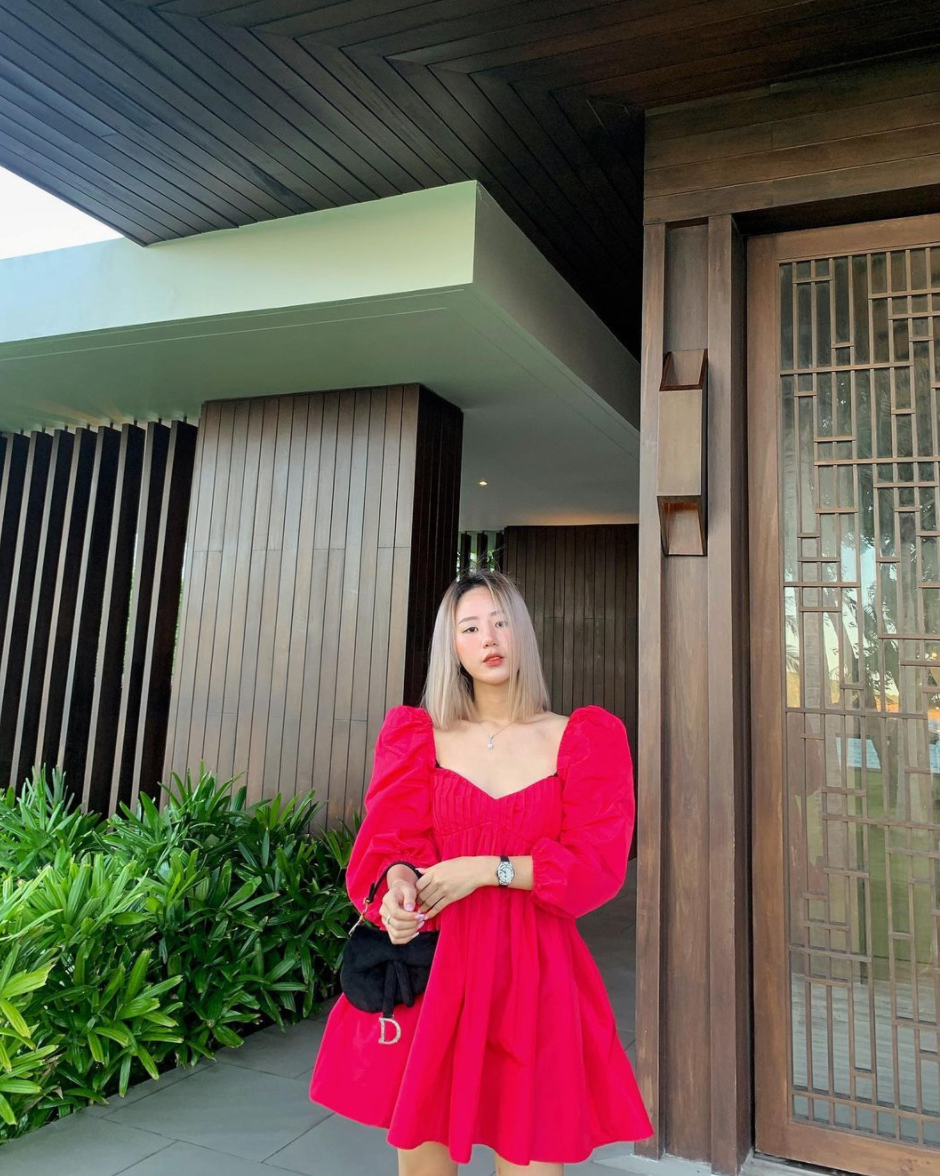 Được biết, hiện tại Thảo Trinh đang là sinh viên ngành Kinh tế tài chính của đại học RMIT. Ngoài việc học tập, cô bạn còn là travel vlogger.