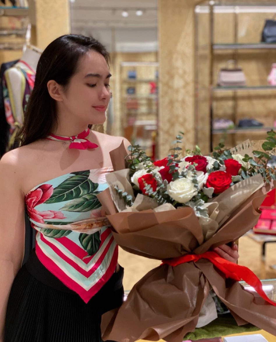 Theo dõi trang cá nhân của Thiên Trang có thể thấy dạo gần đây, cô nàng đang đi theo phong cách thời trang trưởng thành, sắc sảo.