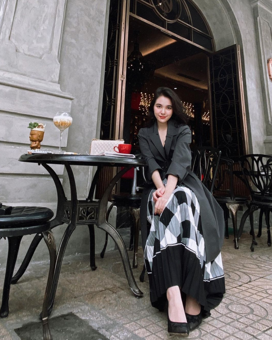 Thiên Trang được bạn bè nhận xét là một cô gái năng động và trưởng thành hơn khá nhiều so với tuổi thực.