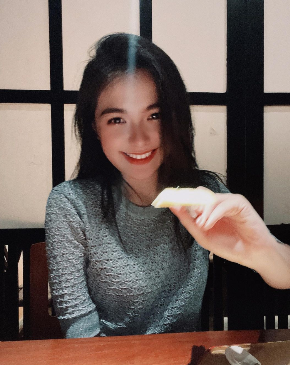 Khác với hình ảnh nàng thơ hồi mới được biết đến, càng ngày tiểu thư Hà thành này càng trở nên sexy, nóng bỏng hơn.