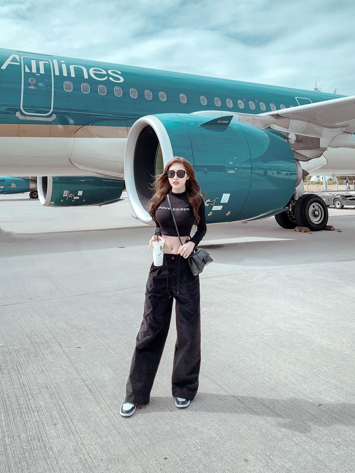 Nàng hot girl sinh năm 1994 tiết lộ đây chính là một trong những bí quyết giúp cho hình thể của cô luôn thon thả, nét nào ra nét đó, cũng như là cách để giảm cân cực kỳ hiệu quả. Ảnh: FBNV