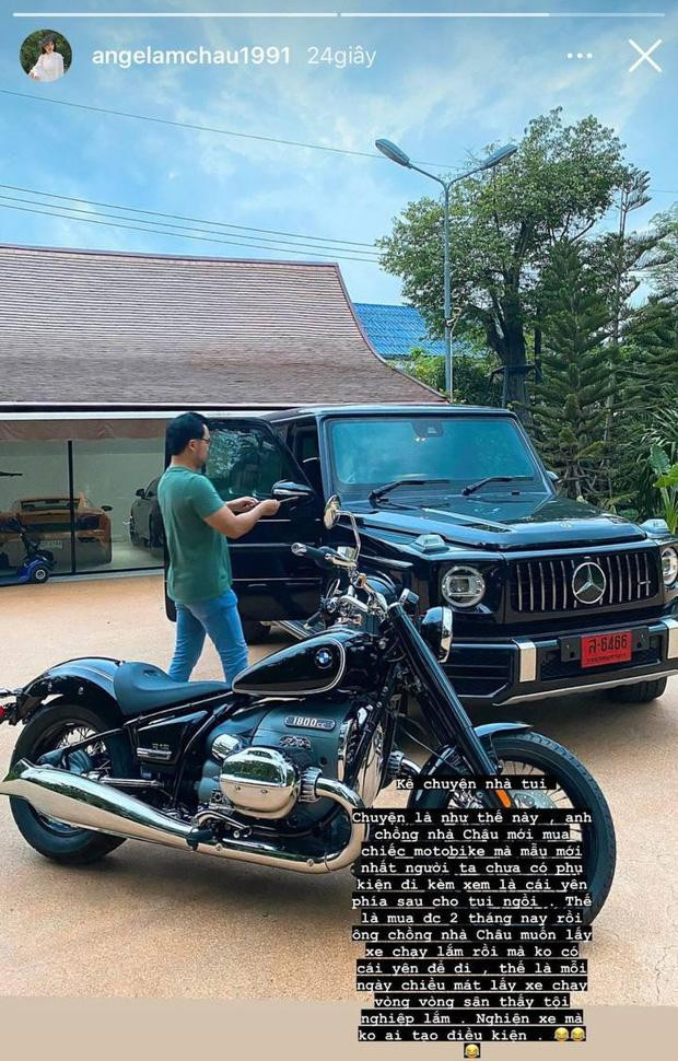 Mới đây, Angela Chu khiến netizen ngưỡng mộ khi khoe được ông xã cưng chiều như "bà hoàng". Cụ thể, cô đăng tải bức ảnh ông xã đứng giữa gara của gia đình cùng với chiếc xe mô tô mới tậu. Ngoài ra, cô còn kể chuyện chồng muốn chở vợ ra ngoài bằng xe mới nhưng chưa thể được vì xe còn thiếu phần yên sau.