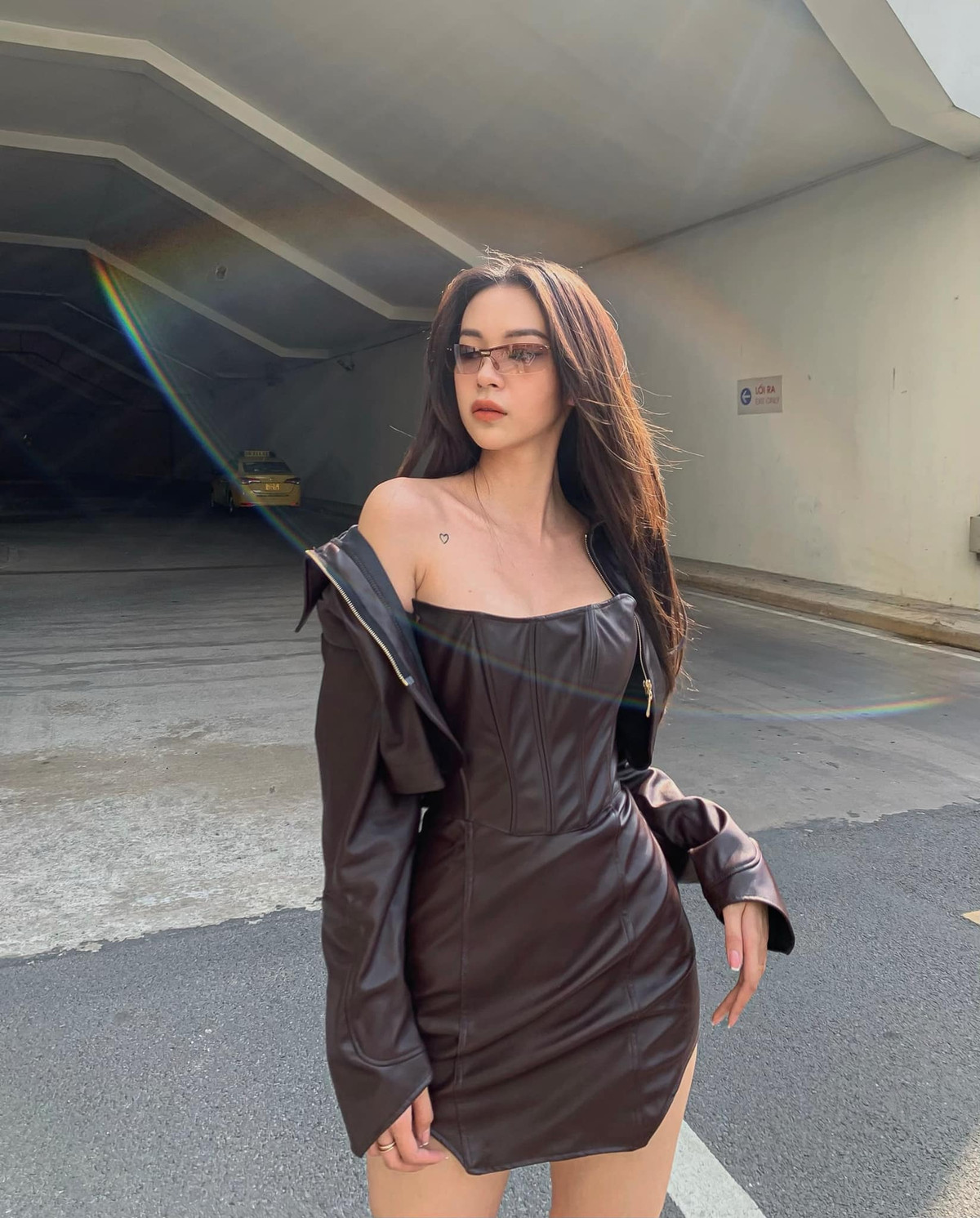 Sau khi debut làm ca sĩ, Phí Phương Anh trở thành cái tên khá ồn ào trên mạng xã hội.