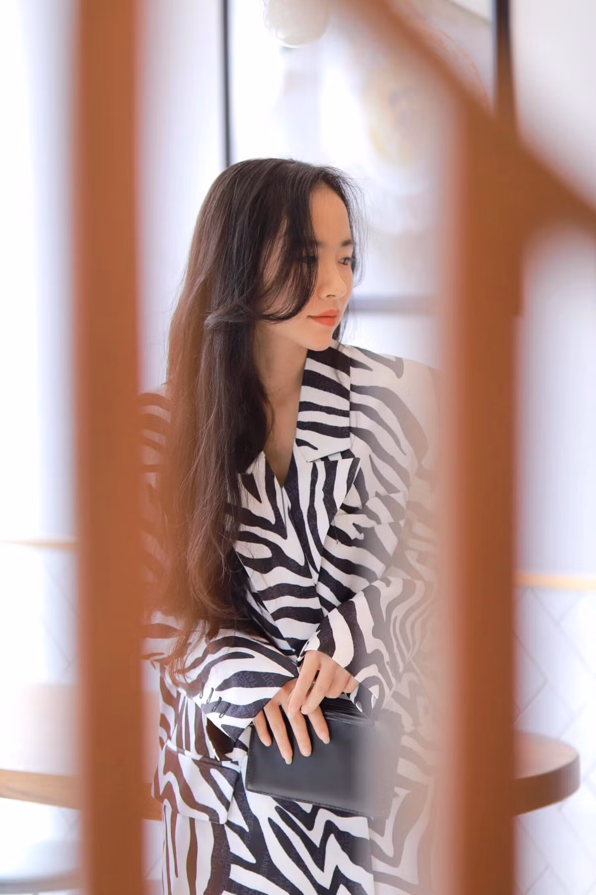 Thậm chí với nhan sắc của mình, Minh Hương từng bị nhầm là nữ sinh hoặc là một mẫu nữ chuyên nghiệp cho các shop thời trang.