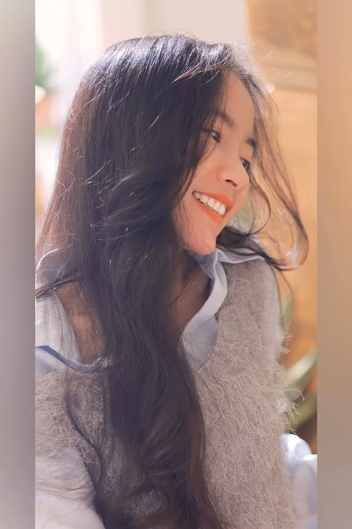 Xinh dep va tai nang, co giao hot girl Binh Duong noi nhu con