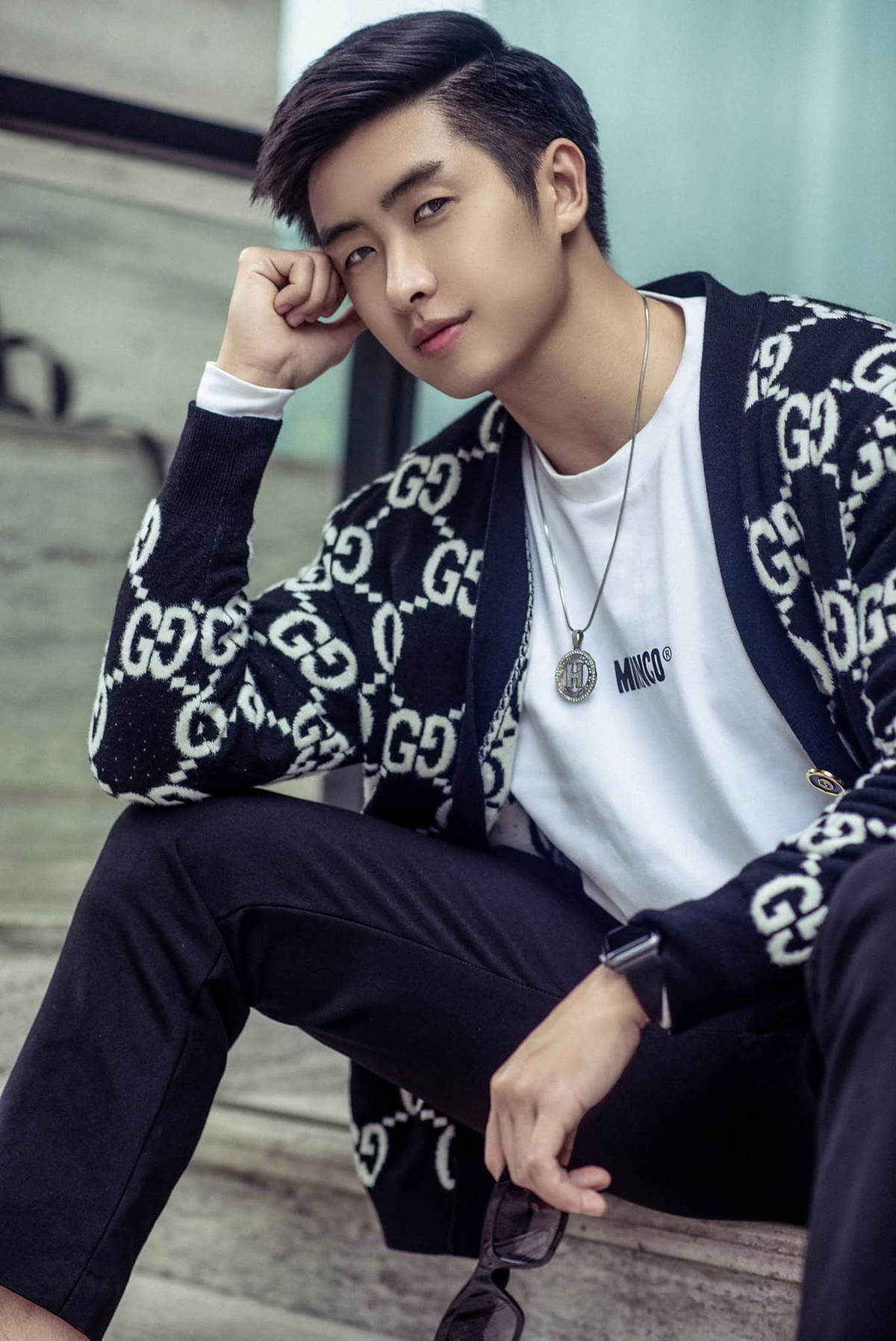 Thoát khỏi hình ảnh nhạt nhẽo, rụt rè ngày trước, Vũ Phương trên TikTok là một chàng trai tự tin, hài hước.