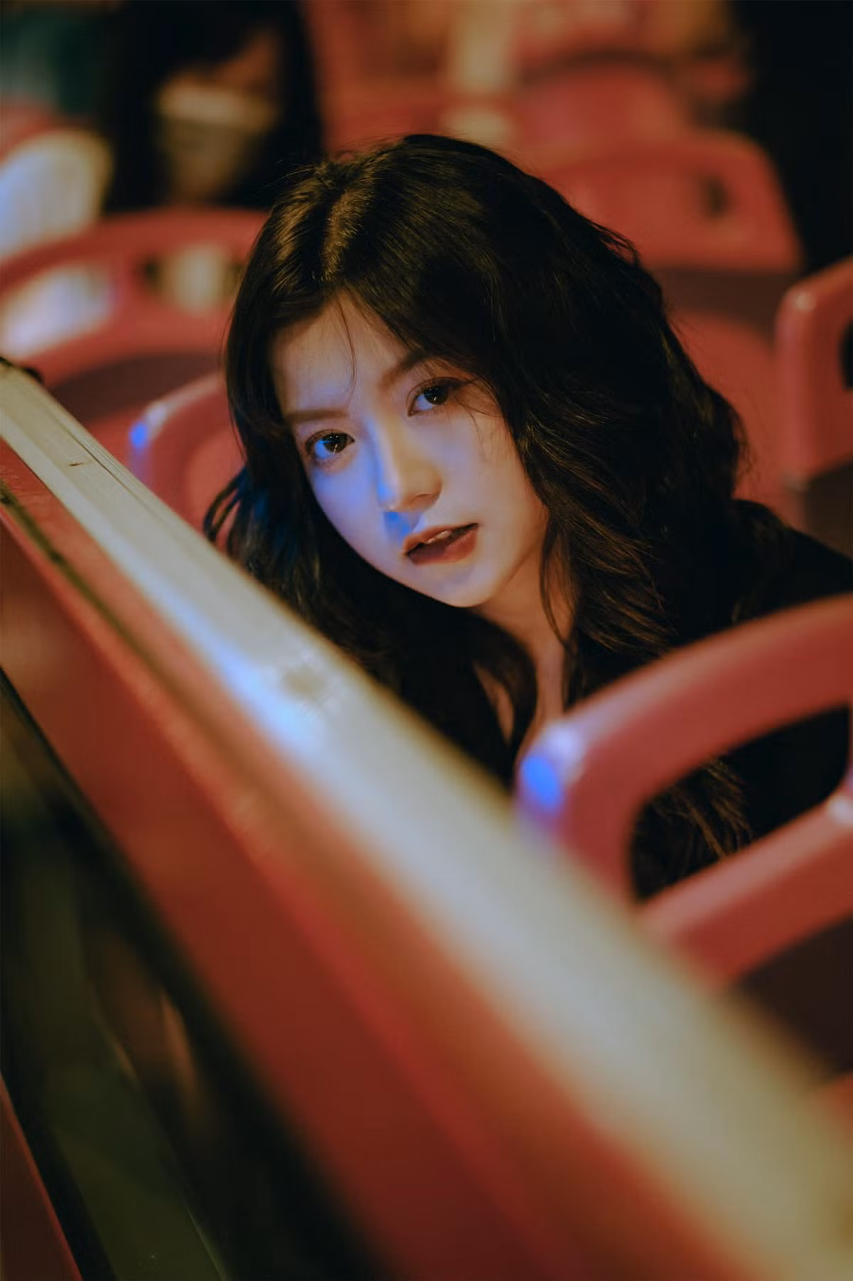 Nếu như trước đây Trang Lucy nổi lên bởi vẻ đẹp xinh xắn, đáng yêu cùng gu thời trang cá tính thì hiện tại, hot girl 2K đã "lột xác" cùng gu gợi cảm, quyến rũ hơn.