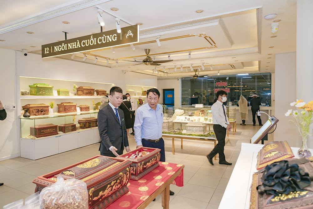 Thanh Bình An Lạc Viên bị “tố” ép mua quách giá cao: Kiểm tra thấy gì? - Hình 2 Thanh Binh An Lac Vien bi “to” ep mua quach gia cao: Kiem tra thay gi?-Hinh-2