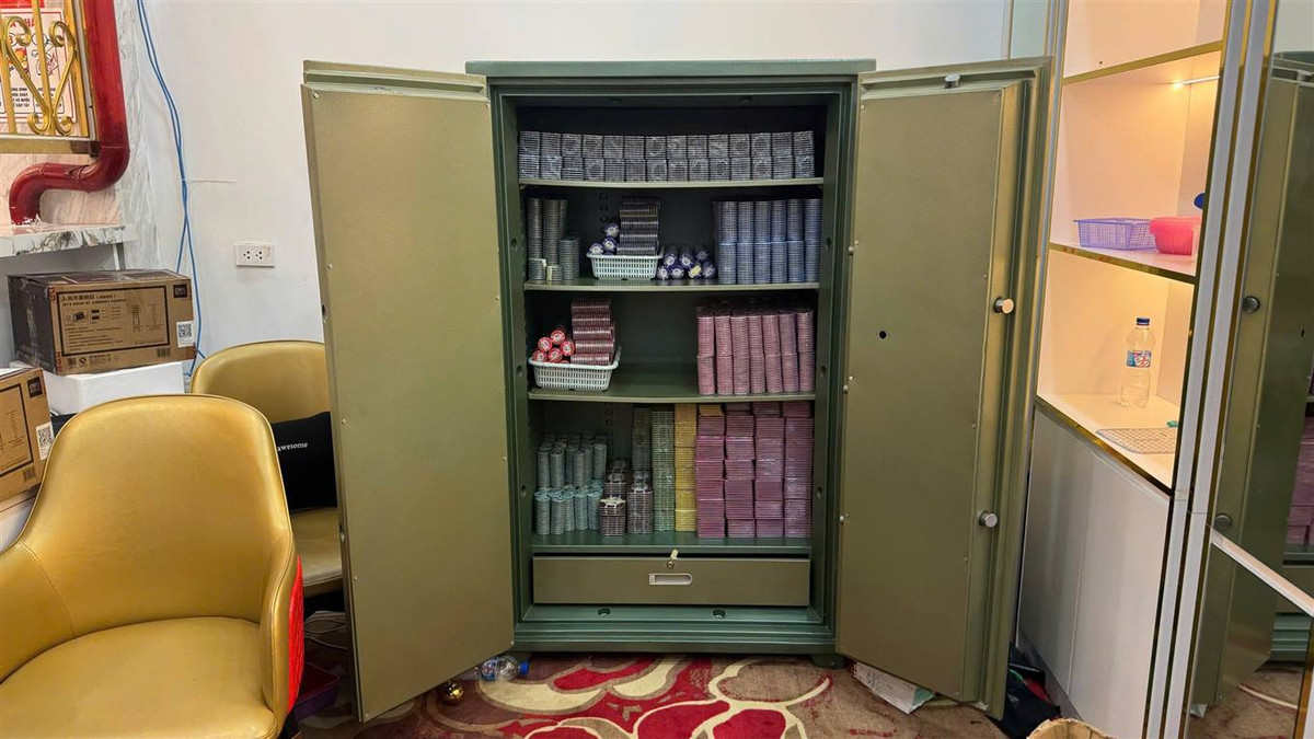 Tang vật liên quan vụ việc.