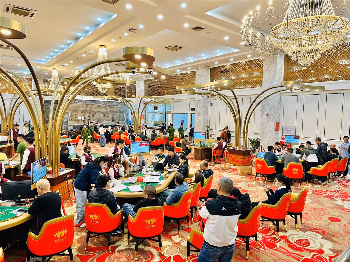 Trong 97 đối tượng, có 69 đối tượng mang quốc tịch Trung Quốc.