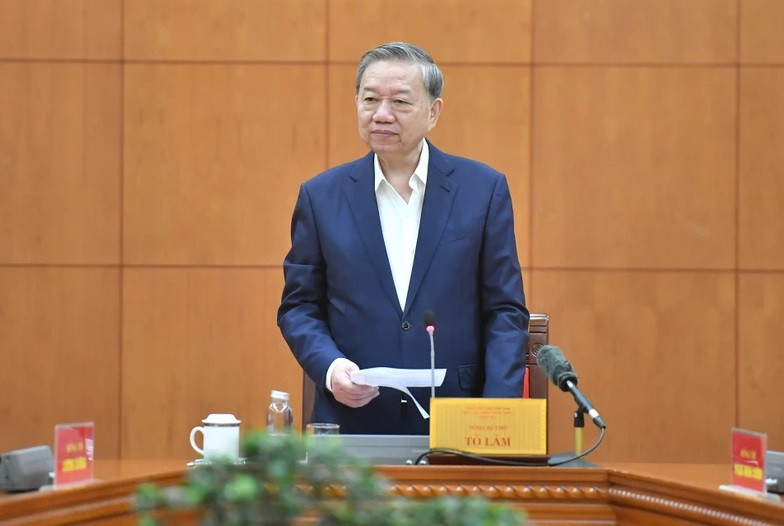 Tổng Bí thư: Tán thành số lượng, cơ cấu BCH Trung ương khóa mới Tong Bi thu: Tan thanh so luong, co cau BCH Trung uong khoa moi