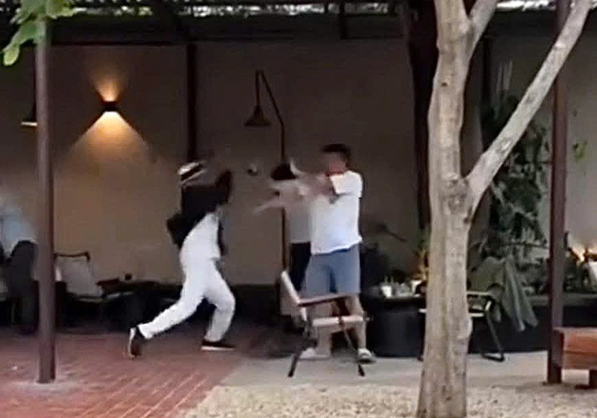 Mặc đồ giống ông Đặng Lê Nguyên Vũ tham gia ẩu đả: Động cơ là gì? Mac do giong ong Dang Le Nguyen Vu tham gia au da: Dong co la gi?