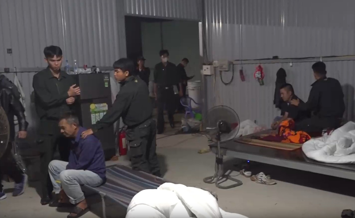 Đây là xưởng sản xuất ma túy lớn và có tính chất nghiêm trọng nhất từ trước đến nay tại Việt Nam bị phát hiện. 