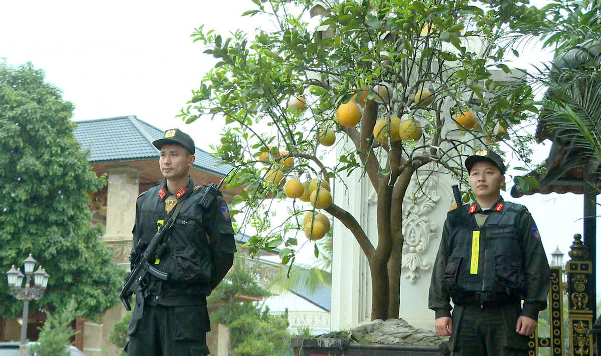 Cảnh sát khám xét nơi ở, nơi làm việc của Tuấn "Trắng"