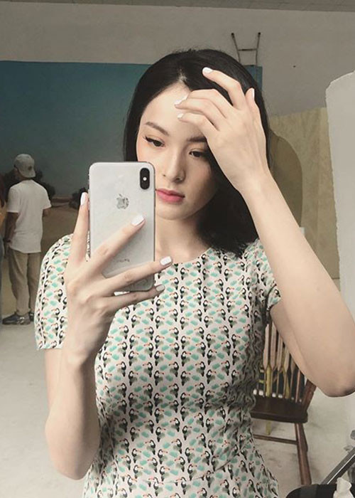 Sau mùa dịch, Hạ Vi tái xuất. Tình cũ của Cường Đô la cho biết, cô quay trở lại với kế hoạch đầu tiên là tiếp tục công việc chụp mẫu ảnh, đóng phim và trau dồi, hướng tới hình ảnh một nghệ sĩ đa năng. Hạ Vi còn tiết lộ lấn sân ca hát và làm MC vì với cô âm nhạc là đam mê số 1. Bên cạnh các vai trò mới, phim ảnh vẫn là sự nghiệp chính của cô.