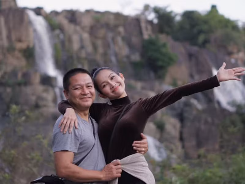 Trải qua cuộc hôn nhân đổ vỡ với DJ Hoàng Phong, Kim Hiền tìm được bến đỗ hạnh phúc bên doanh nhân Andy.