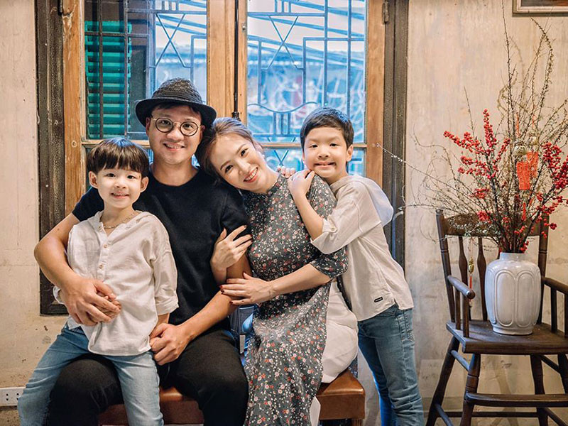 Nhiều người ngưỡng mộ tổ ấm hạnh phúc của Đan Lê bên đạo diễn phim "Nhà trọ Balanha".