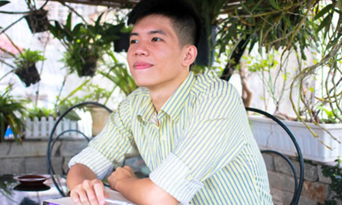 Hon nhan cua nhac si Pho Duc Phuong voi vo kem 20 tuoi-Hinh-2