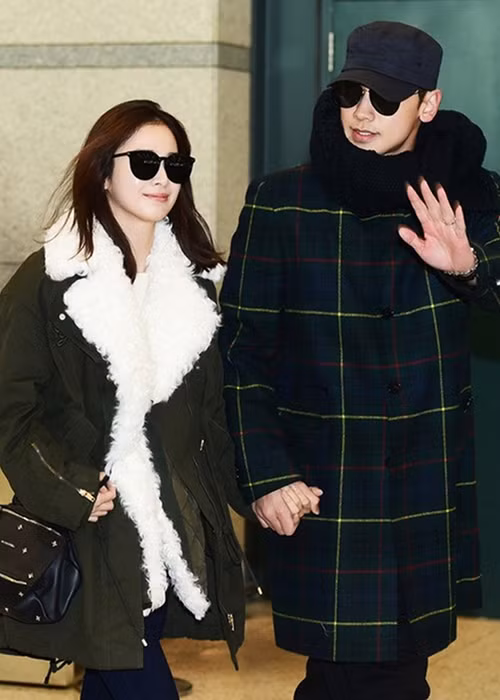 Trong 3 năm sau khi cưới, Bi Rain và Kim Tae Hee chào đón 2 cô con gái gia nhập tổ ấm. Vì muốn các con có tuổi thơ bình yên, cặp đôi giữ kín hình ảnh.