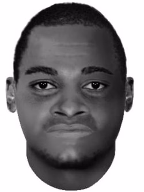  5. Rơi từ máy bay: Hồi tháng 9/2012, cơ thể của một người đàn ông đã rơi xuống một đường phố gần sân bay Heathrow ở tây nam London. Ban đầu, cảnh sát nghĩ rằng đây là một nạn nhân bị giết, nhưng sau đó được xác định là Jose Matada, 26 tuổi, người Mozambique, đã bám càng máy bay với hy vọng đến châu Âu tìm một cuộc sống tốt hơn.