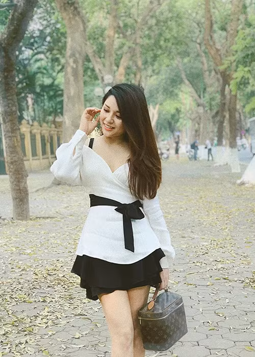 Trong 2 năm qua, ngoài công việc, nữ MC 9x còn dành thời gian đi du lịch để lấy lại tinh thần.