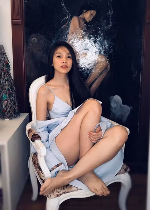 Hiện tại, Hiền Thục dành trọn tình yêu cho cô con gái 18 tuổi.