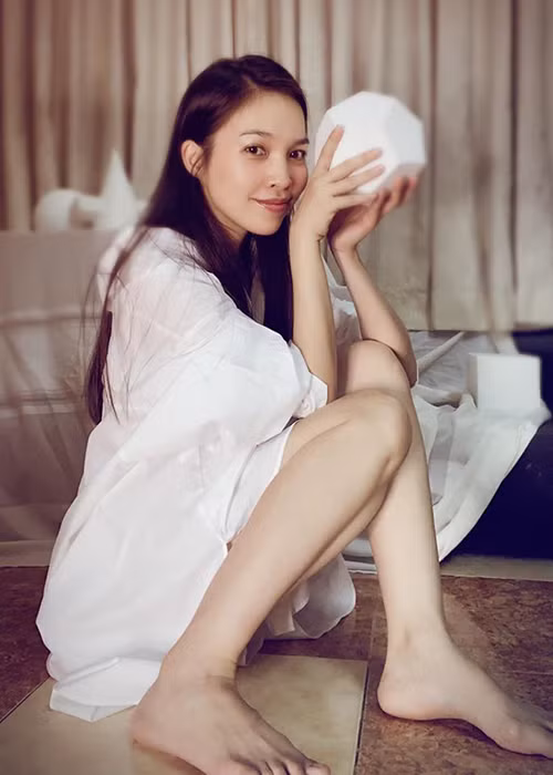 Hiền Thục giữ mối quan hệ khá tốt đẹp với Tuấn Thăng sau thời gian căng thẳng. Về phần con gái Hiền Thục, cô nhóc vẫn gọi Tuấn Thăng là chú thay vì bố.