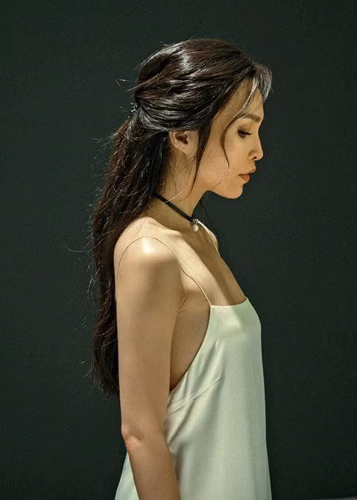 Nhiều khán giả cho rằng Hiền Thục giảm cân quá đà khi từ 43kg xuống 40kg. Nữ ca sĩ cho biết, cô vốn chỉ muốn có cân nặng 42kg.