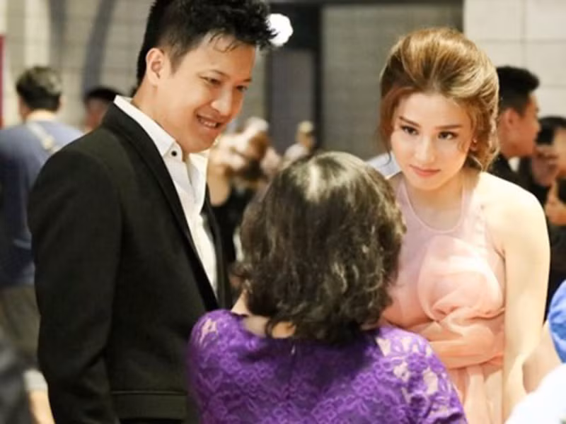 Năm 2016, Phan Đức đã chủ động liên lạc với quản lý của Diễm My và đề nghị công khai chuyện chia tay với báo chí dù cả hai đều thống nhất sẽ giữ kín.