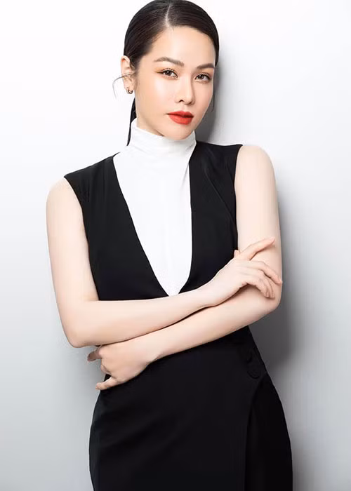 Sau khi nhờ công an, Nhật Kim Anh tìm ra danh tính tài khoản bôi nhọ mình. Cô đã đến thẳng nhà người này để đối chất. Chủ của tài khoản khẳng định mình bị giả mạo. Sau đó, Nhật Kim Anh kiểm tra thì thấy những dòng tin nhắn, thông tin chửi rủa cô đã được tháo gỡ.