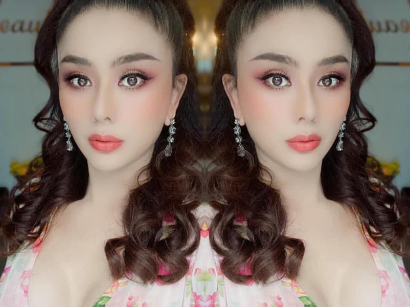 Trong thời gian qua, cô đã tân trang chân mày và cắt mí mắt để gương mặt hài hòa hơn.