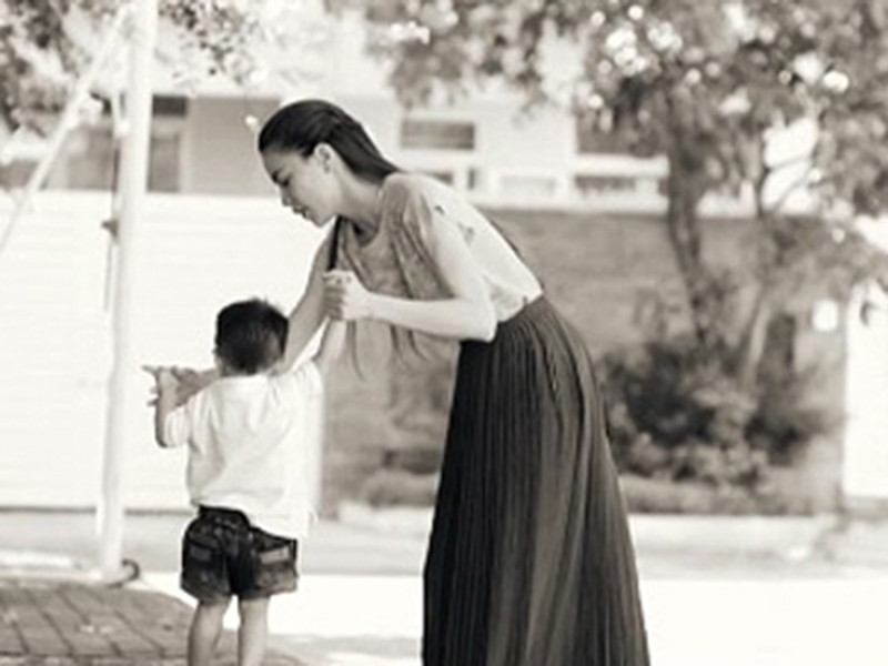 10 năm trước, Hà Hồ sinh con trai đầu lòng - bé Subeo. Cậu nhóc là trái ngọt tình yêu giữa nữ ca sĩ và chồng cũ - doanh nhân Cường Đô la.