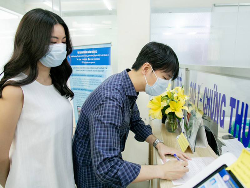 Trước đó, Nhật Vũ đã nằng nặc rủ Thúy Vân lên phường đăng ký kết hôn. Ảnh: Tổ quốc