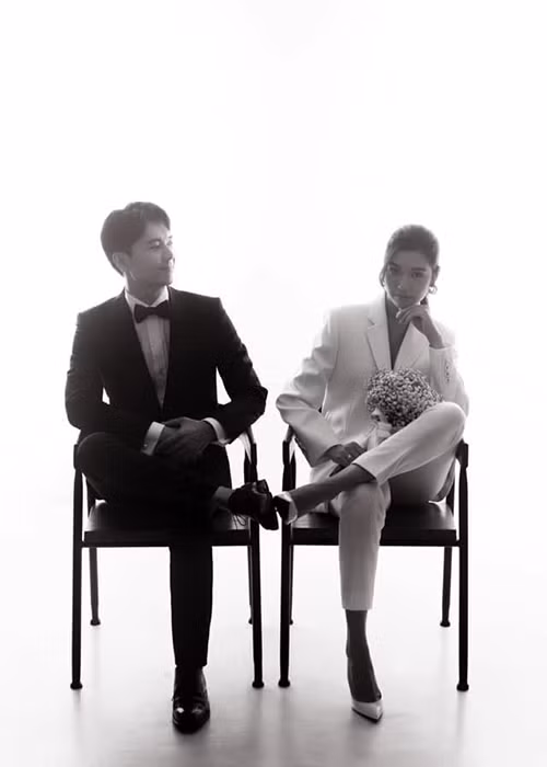 Á hậu cho biết theo kế hoạch, cô sẽ tổ chức đám cưới trong mùa hè này. Tuy nhiên, vì COVID-19, đám cưới được hoãn lại vài tháng.