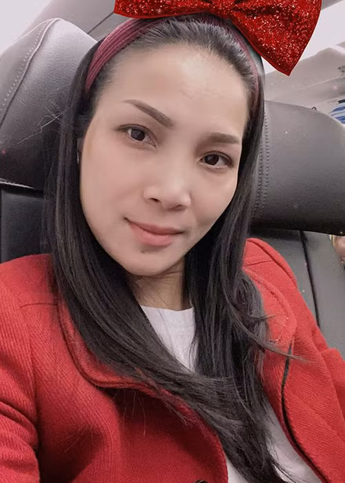 Hồng Ngọc là một trong những nữ ca sĩ chăm để mặt mộc.