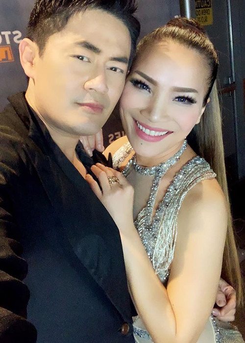 Nhiều khán giả khen ngợi giọng ca "Mắt nai cha cha cha" trẻ hơn ngày xưa.