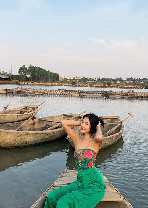 Quyết định dừng thi sắc của Hoàng Thùy khiến người hâm mộ tiếc hùi hụi.