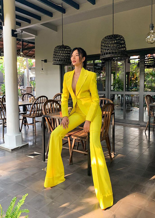 Sau thành tích top 20 Hoa hậu Hoàn vũ Thế giới 2019, Hoàng Thùy quyết định dừng thi nhan sắc.