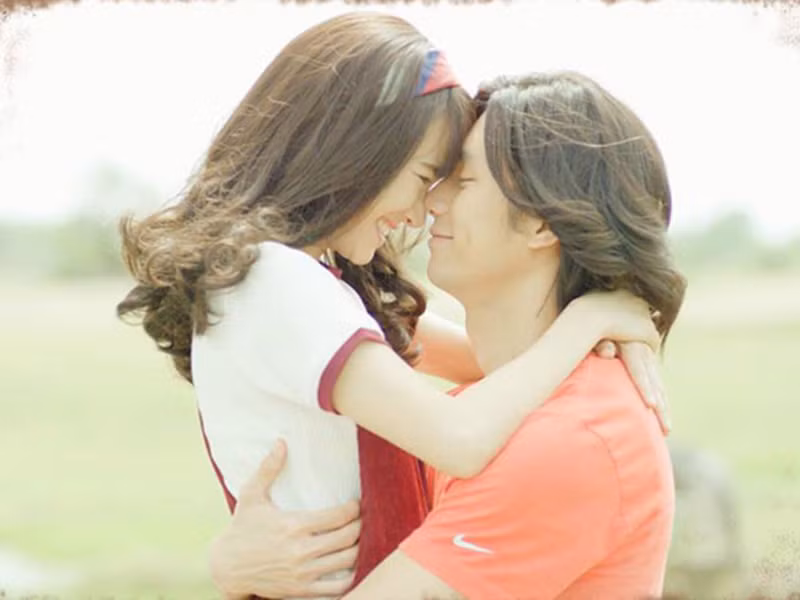 Khi đóng "Ngày ấy mình đã yêu" với Nhan Phúc Vinh, Nhã Phương đang hẹn hò Trường Giang. Ảnh: VTV